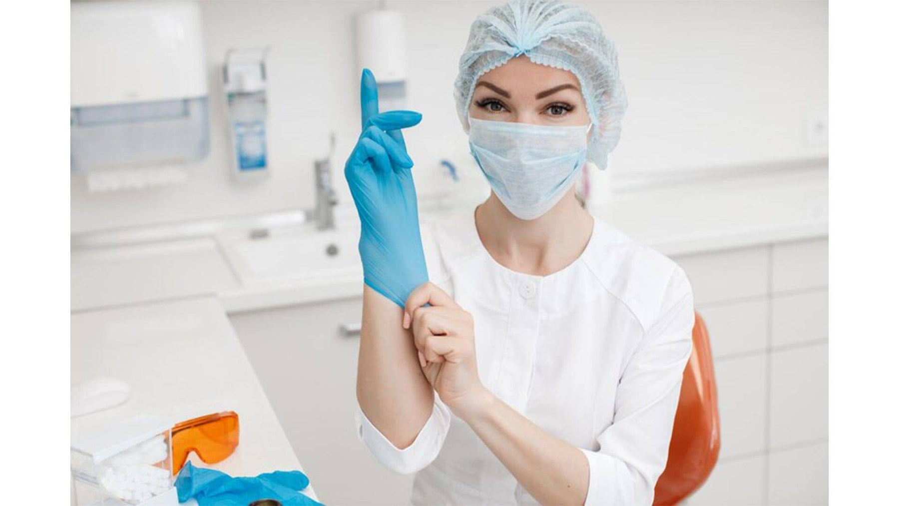 Emergency Preparedness and Disposable Gloves: A Must-Have for First Responders