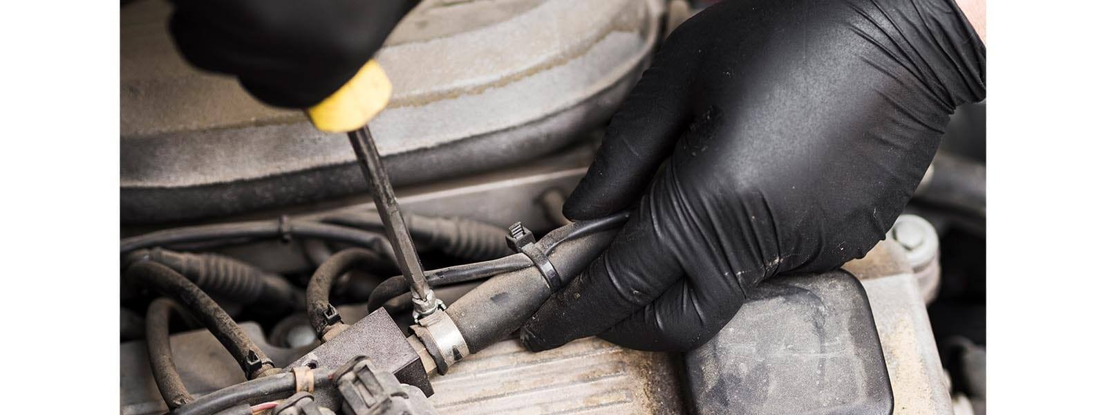 Why Do Mechanics Wear Nitrile Gloves? VizoCare