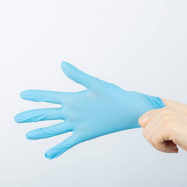 Stay Cool and Composed: The Best Disposable Gloves for People with Sweaty Hands