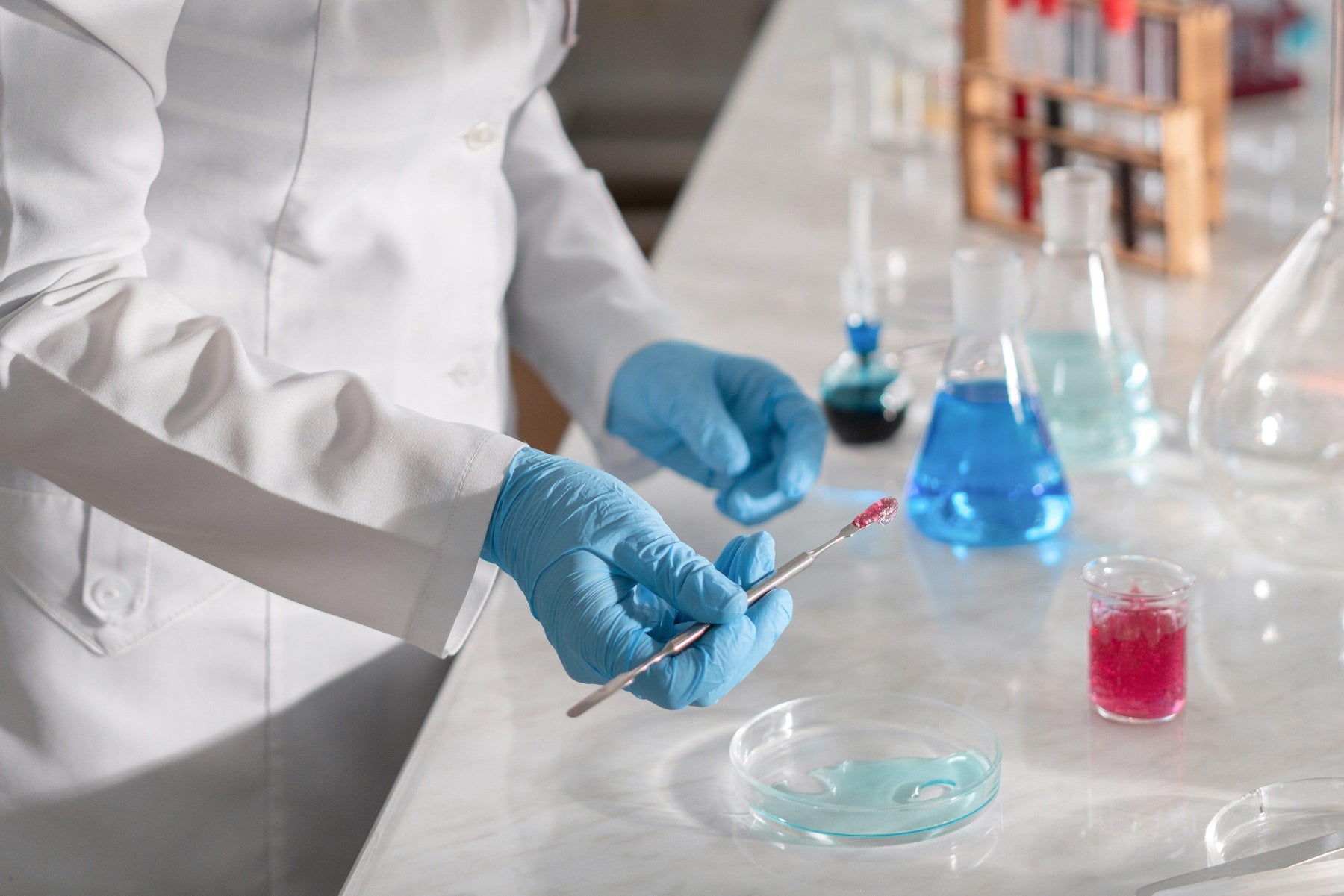 Five Common Chemicals that Require Disposable Gloves